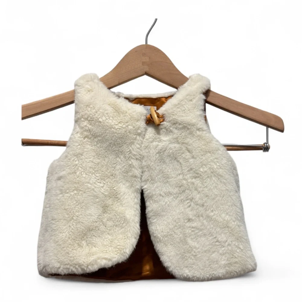 Tahari Faux Fur Vest in Cream and Tan
